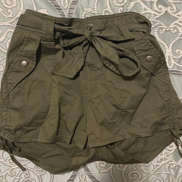 Army Green Shorts - Picture 1 of 1